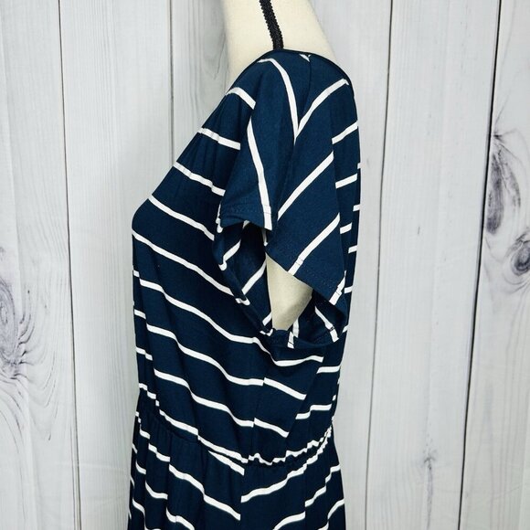 Women's Navy with White Stripes Short-Sleeve Dress Size 2XL Elastic Waist NWOT - Picture 6 of 11